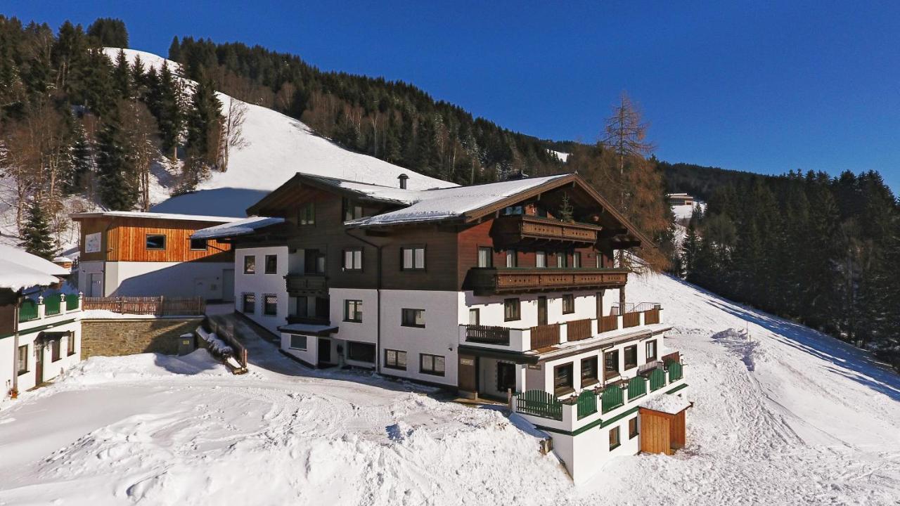 Gaestehaus Standardhaus Saalbach-Hinterglemm Zewnętrze zdjęcie