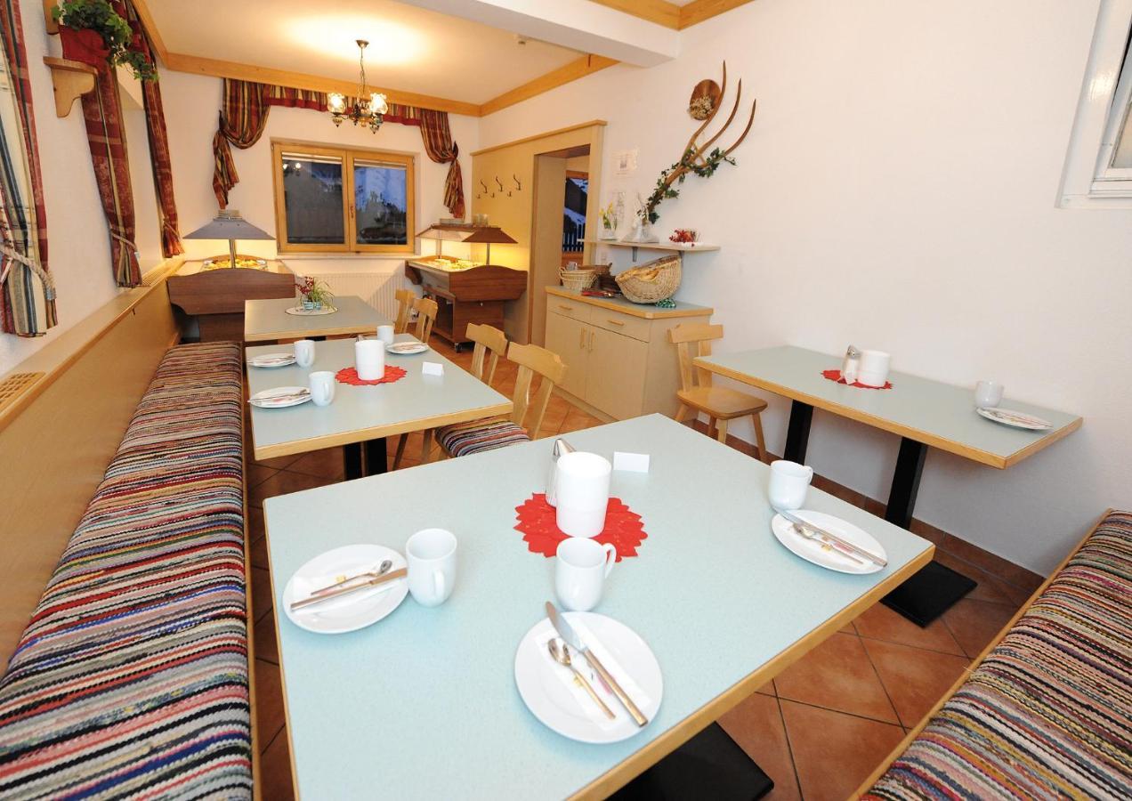Gaestehaus Standardhaus Saalbach-Hinterglemm Zewnętrze zdjęcie