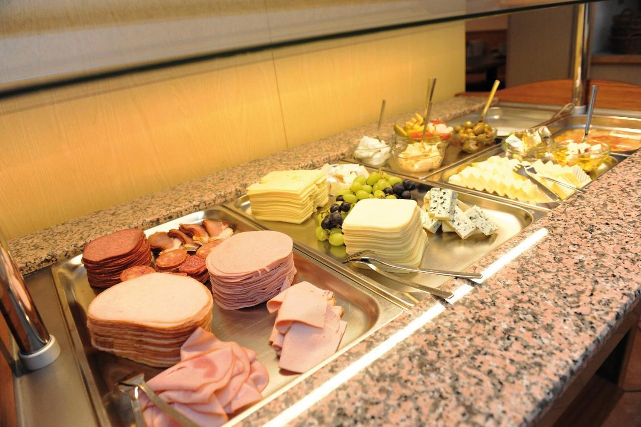 Gaestehaus Standardhaus Saalbach-Hinterglemm Zewnętrze zdjęcie