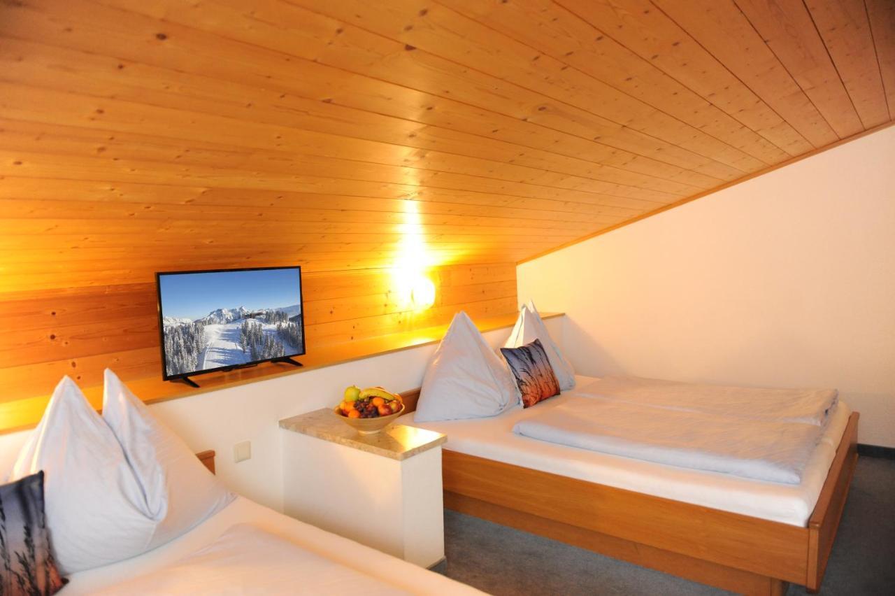 Gaestehaus Standardhaus Saalbach-Hinterglemm Zewnętrze zdjęcie