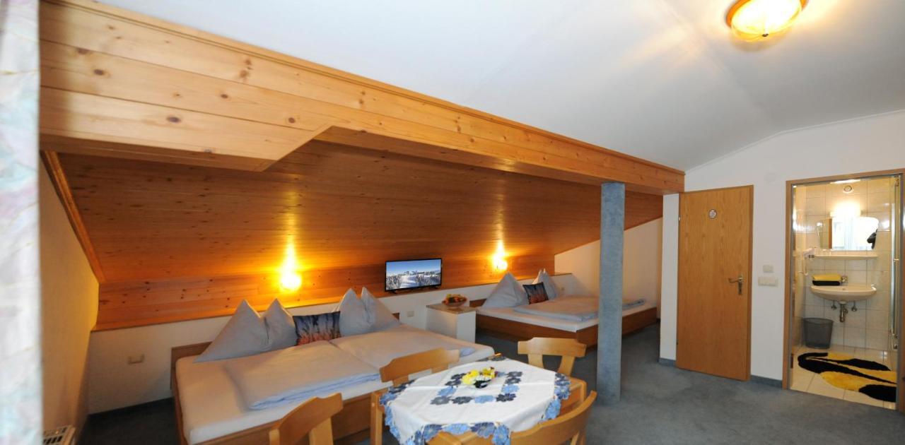 Gaestehaus Standardhaus Saalbach-Hinterglemm Zewnętrze zdjęcie